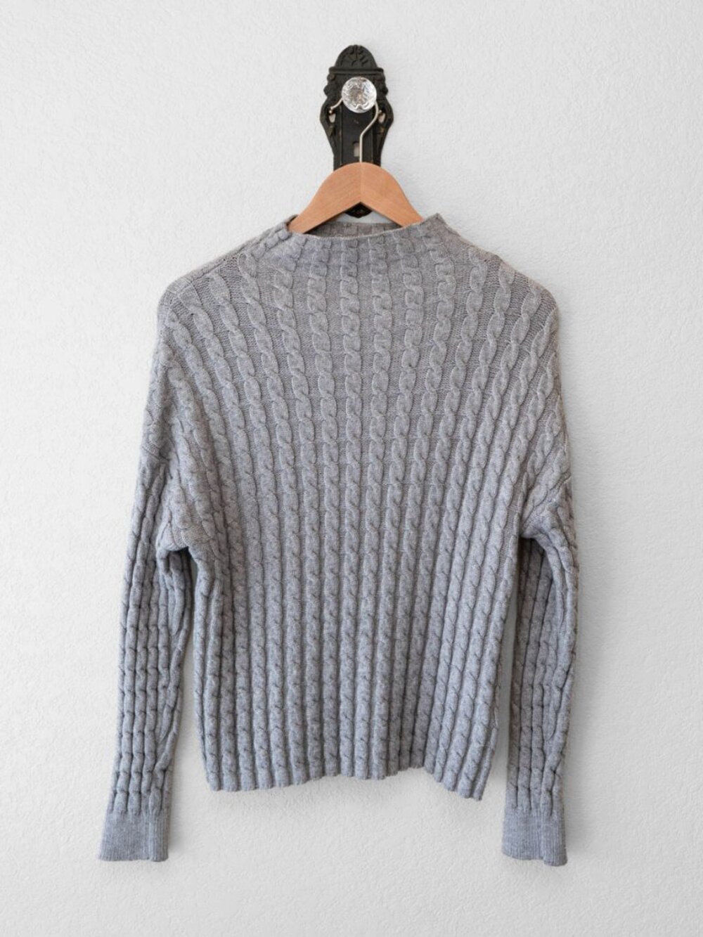 Philosophy Gray Cable Knit Sweater Women's M Mock Neck Cozy Soft Pullover